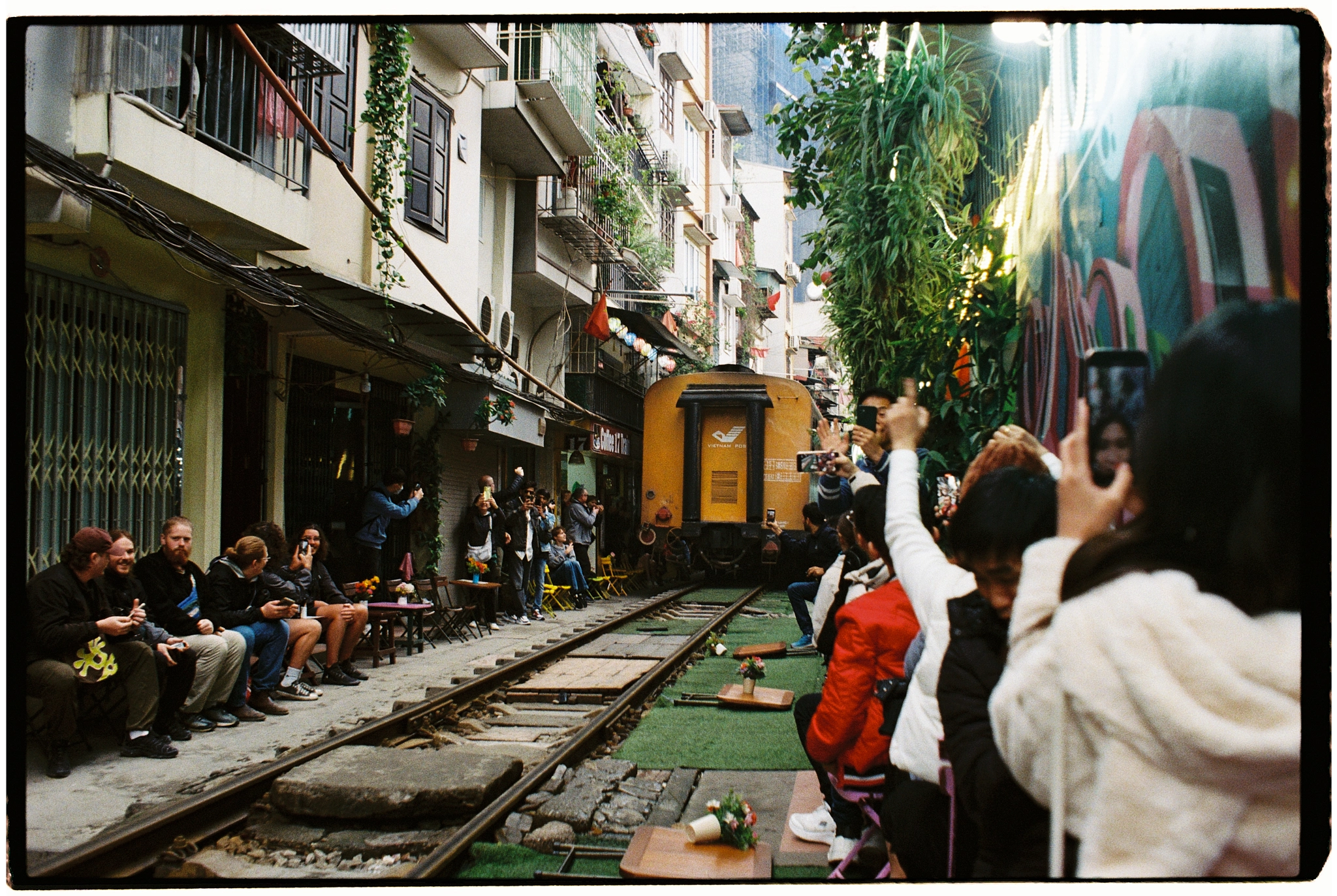 2k/2024Apr5-Fuji400-Vietnam-29.webp