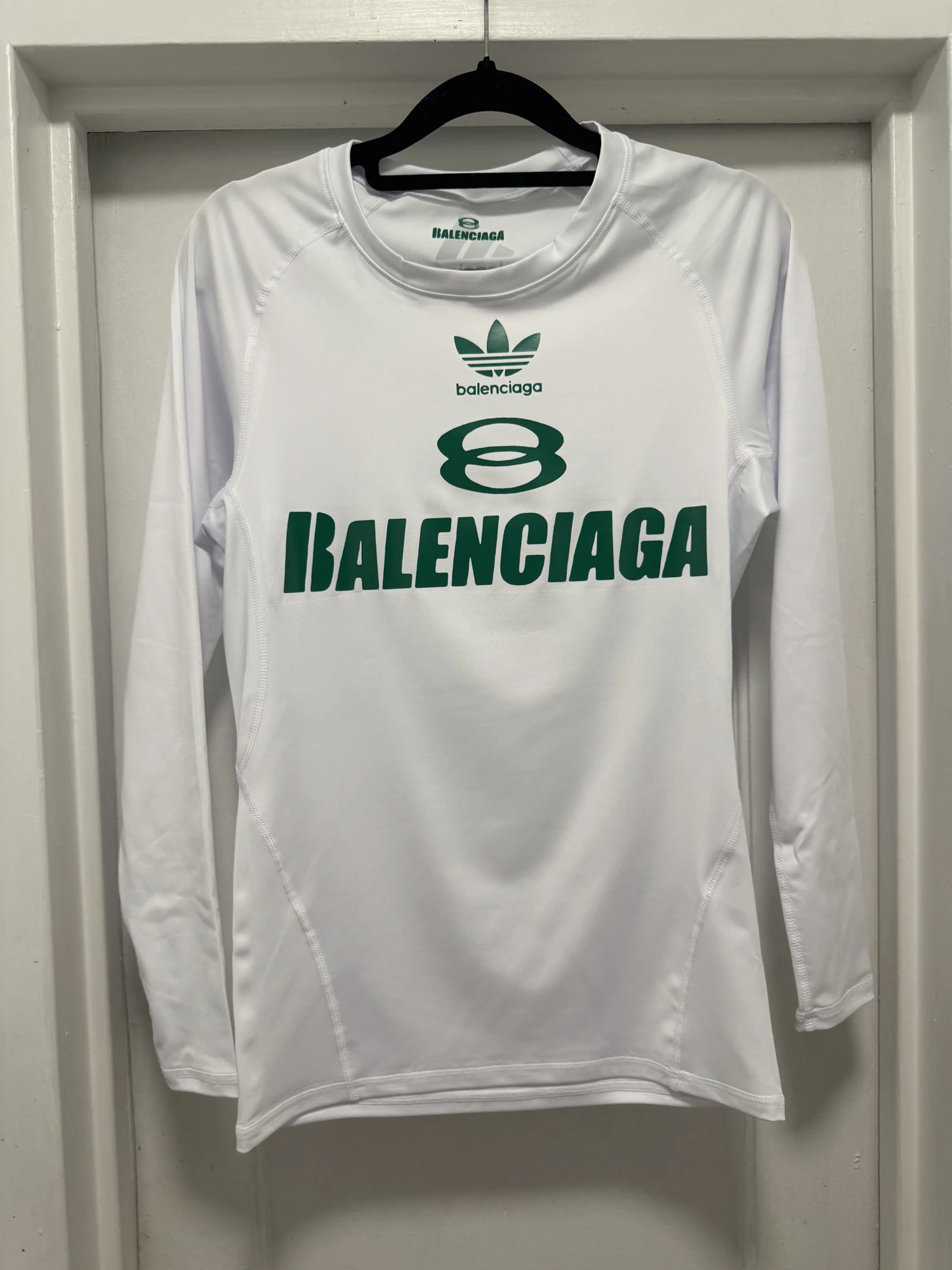 Infinity striped compression