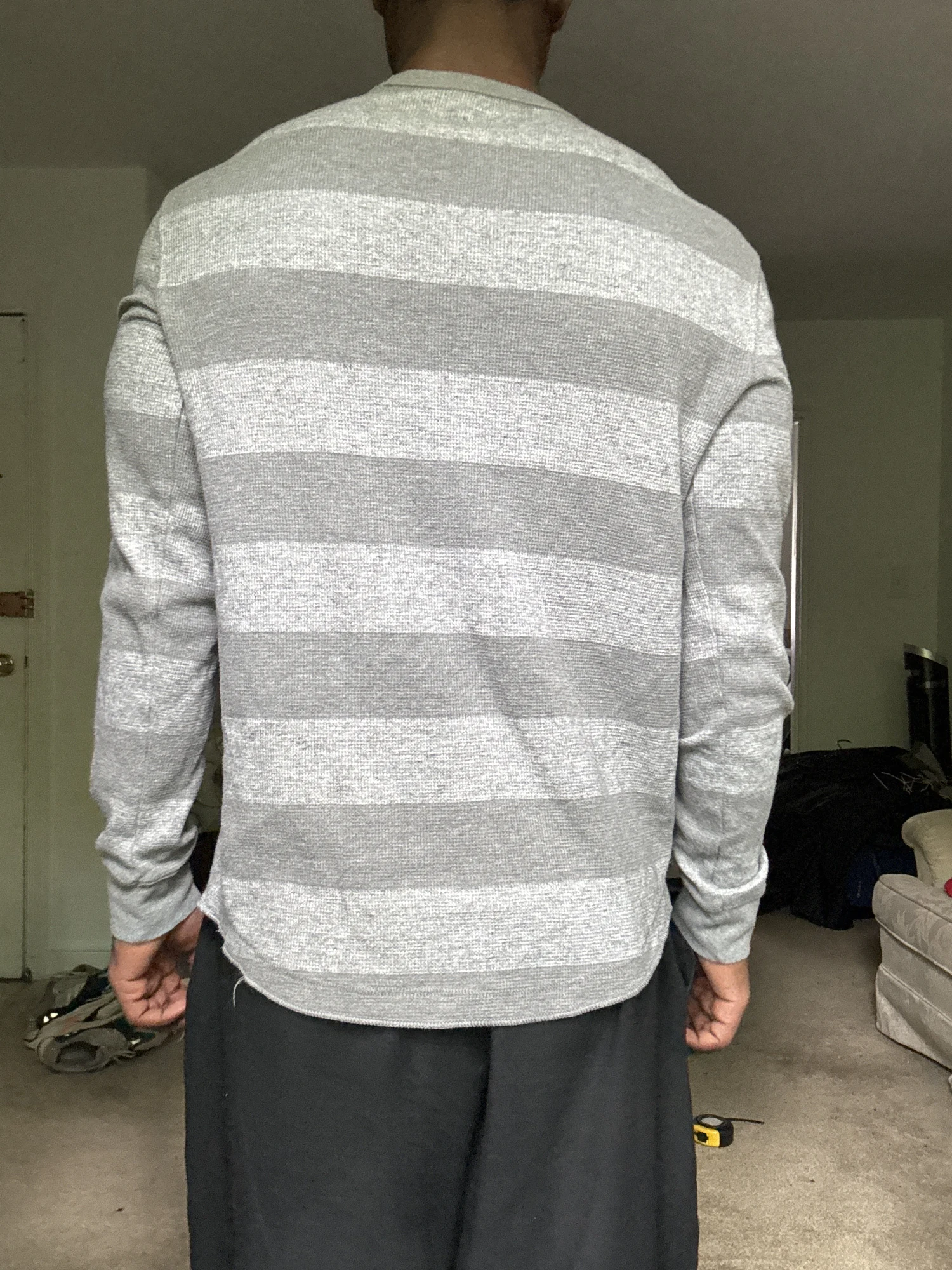 Embroidered sweater 