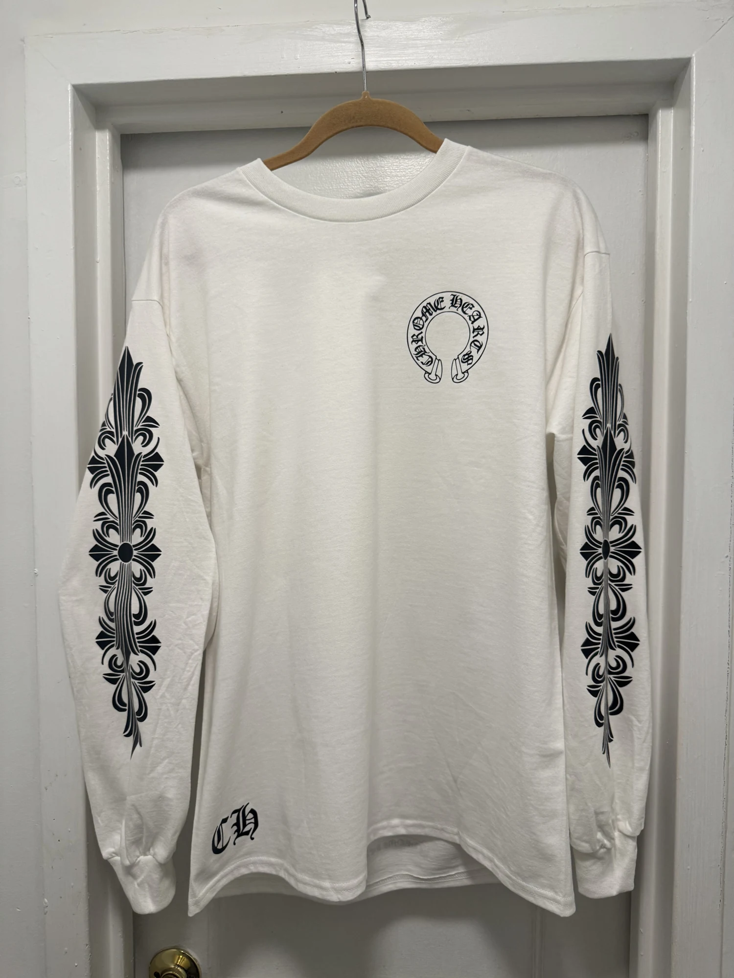 Long sleeve size Large 