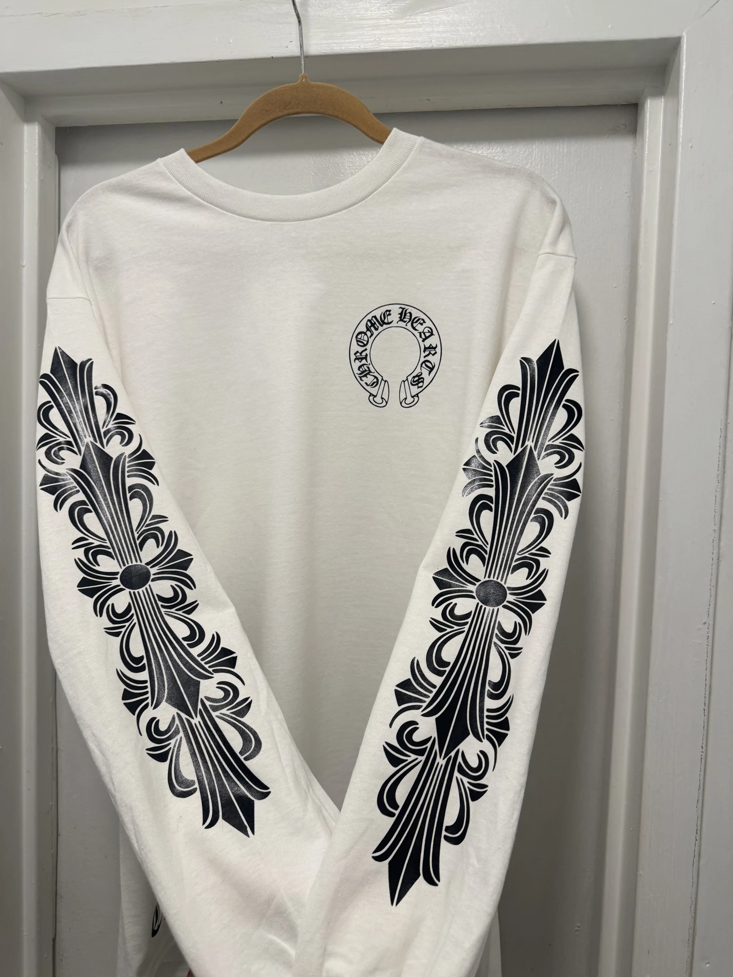 Long sleeve size Large 