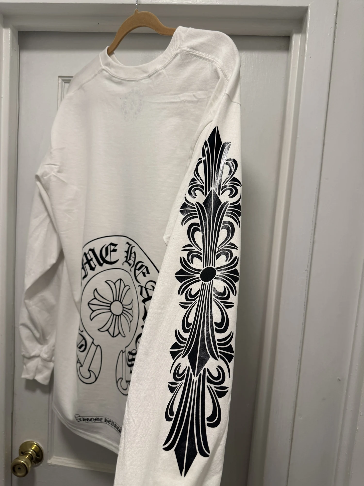 Long sleeve size Large 