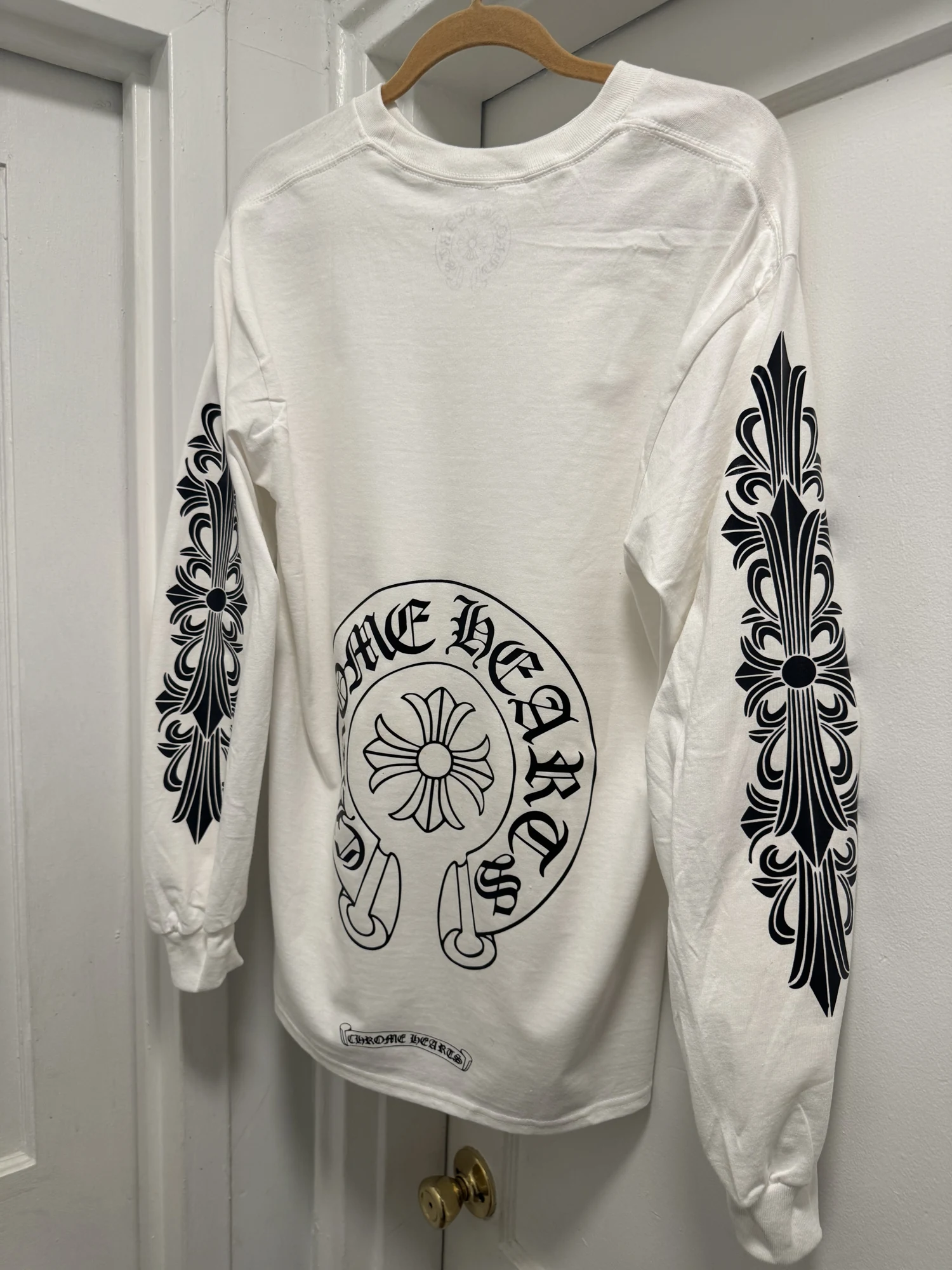 Long sleeve size Large 