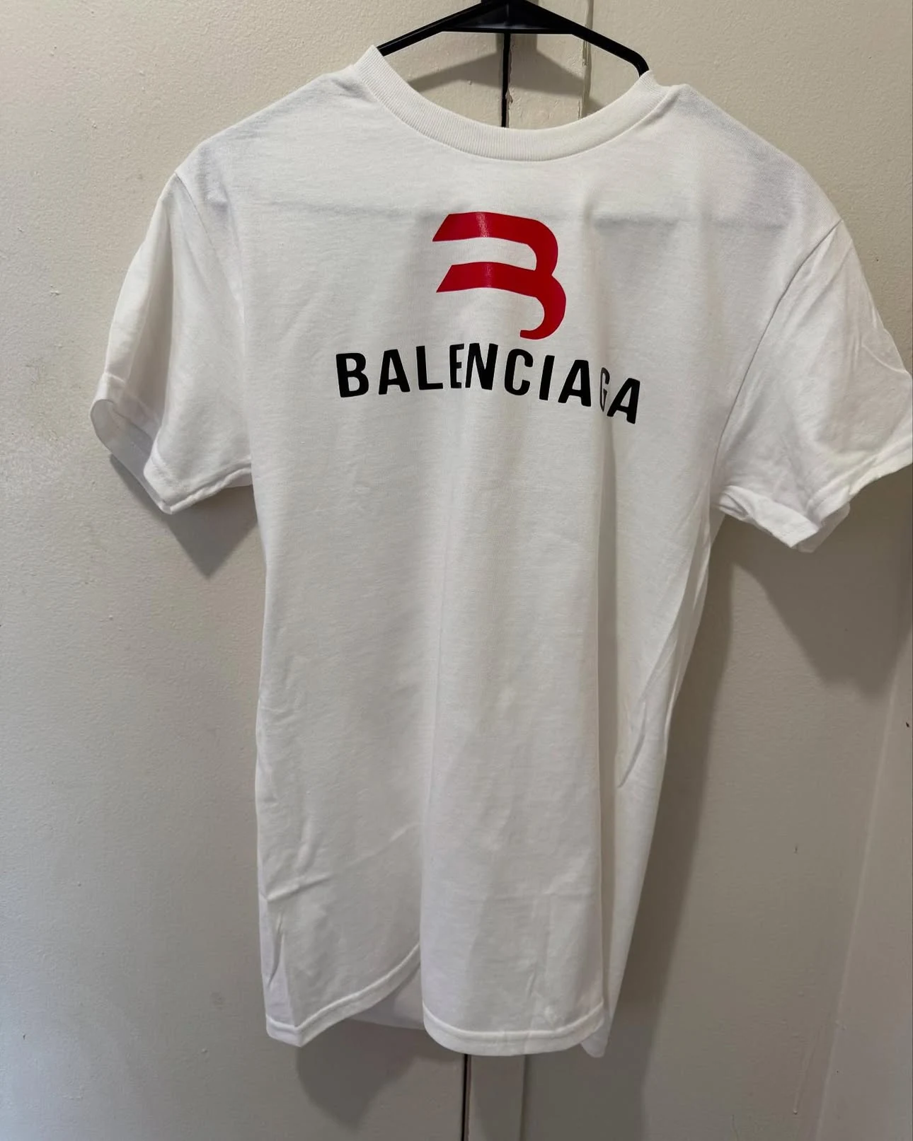 3 Hook Tee 